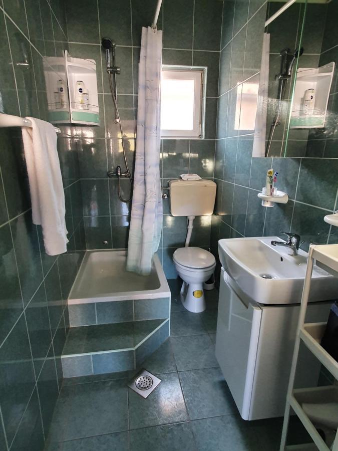 Lipa Mare Vir Apartment Екстериор снимка