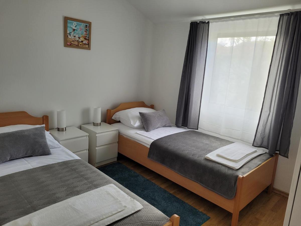 Lipa Mare Vir Apartment Екстериор снимка